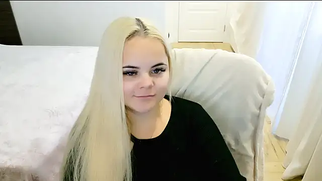 Snapshot of lovely-eyes chatting on 03/19/25, 05:41 lovely-eyes online show from 03/19/25, 05:41