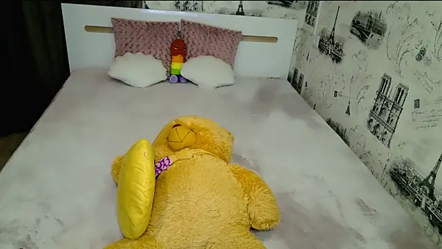 lovely-eyes online show from 01/13/26, 09:20