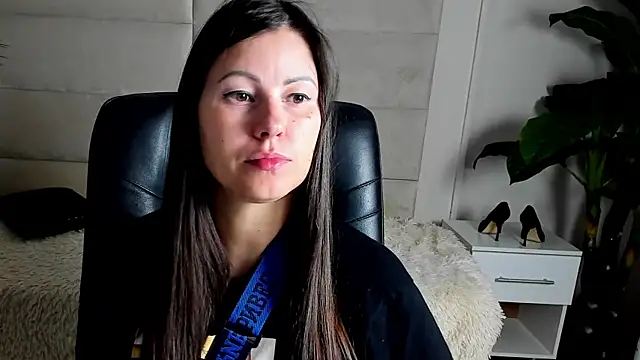 Snapshot of Dana__dom chatting on 10/25/25, 01:46 Dana dom online show from 10/25/25, 01:46