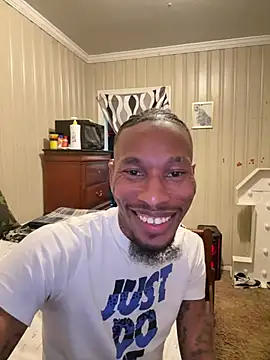 KingDerRico online show from 04/15/26, 09:48