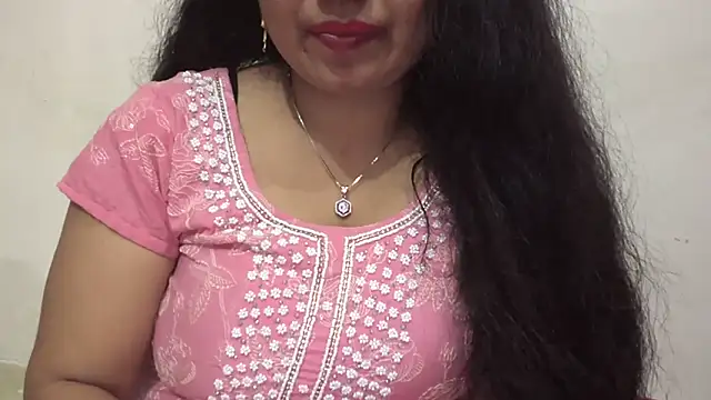 Snapshot of Gulaboo_bhabi chatting on 02/02/25, 02:24 Gulaboo bhabi online show from 02/02/25, 02:24