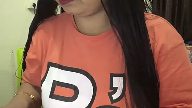 Snapshot of Gulaboo_bhabi chatting on 02/28/25, 04:53 Gulaboo bhabi online show from 02/28/25, 04:53