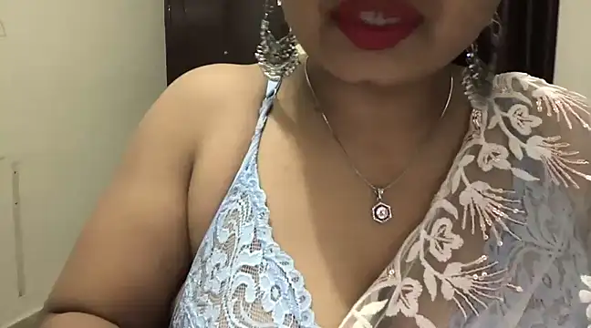 Snapshot of Gulaboo_bhabi chatting on 03/21/25, 03:24 Gulaboo bhabi online show from 03/21/25, 03:24