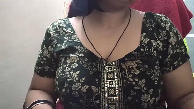 Snapshot of Gulaboo_bhabi chatting on 09/15/25, 05:02 Gulaboo bhabi online show from 09/15/25, 05:02