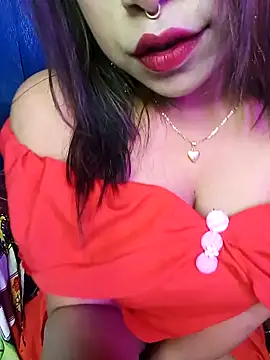 Snapshot of beauty_alina chatting on 02/09/25, 10:42 beauty alina online show from 02/09/25, 10:42