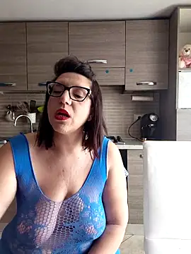 carolyne2023 online show from 03/04/26, 09:15