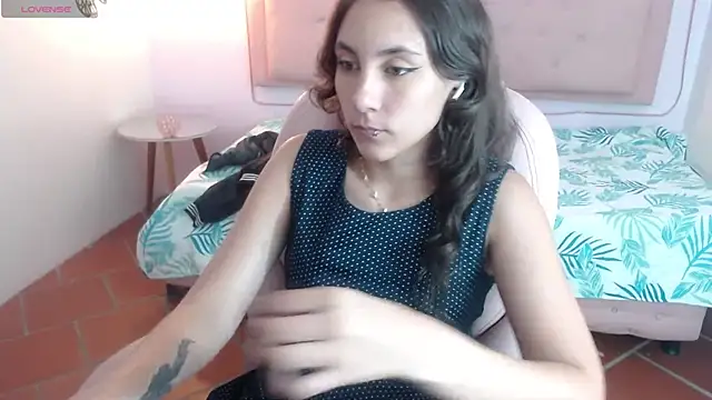 xlunna online show from 02/08/25, 08:32