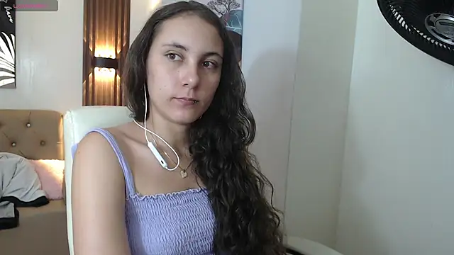 xlunna online show from 09/25/25, 08:34