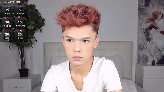 Felix Rey online show from 02/05/26, 05:17