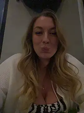 Sweet   Emily online show from 01/31/26, 07:11