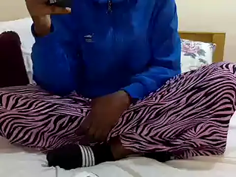 Sexy megg online show from 03/18/25, 04:58