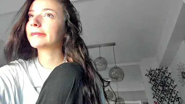 IreneVON online show from 01/26/25, 04:41