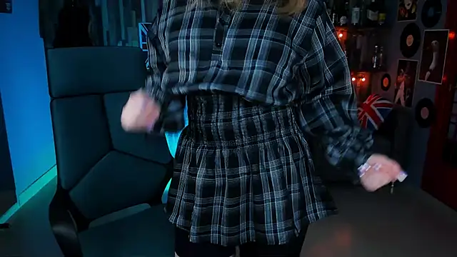 FioraMarmoris online show from 01/18/25, 09:02