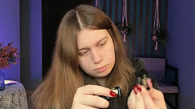 FioraMarmoris online show from 10/10/25, 09:41