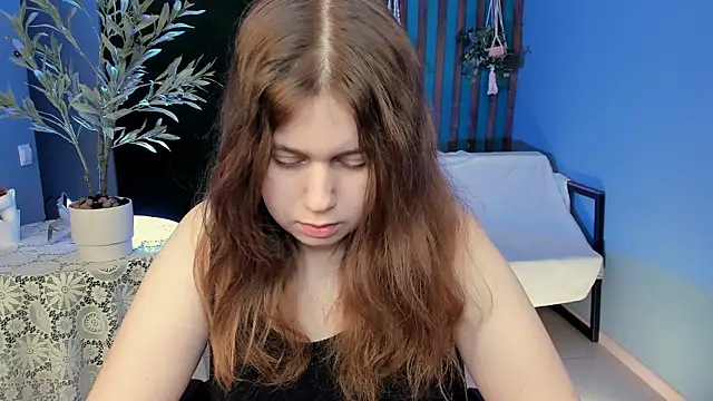 FioraMarmoris online show from 03/18/26, 05:10