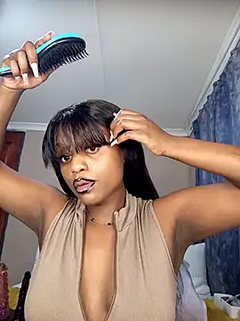 Snapshot of Queen-Chocolate chatting on 01/12/25, 12:28 Queen-Chocolate online show from 01/12/25, 12:28