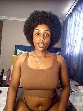 Snapshot of Queen-Chocolate chatting on 01/24/25, 03:13 Queen-Chocolate online show from 01/24/25, 03:13