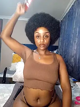 Snapshot of Queen-Chocolate chatting on 01/24/25, 07:18 Queen-Chocolate online show from 01/24/25, 07:18