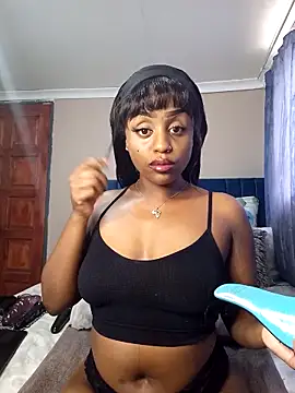 Snapshot of Queen-Chocolate chatting on 02/27/25, 05:56 Queen-Chocolate online show from 02/27/25, 05:56