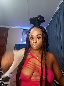 Snapshot of Queen-Chocolate chatting on 11/23/25, 12:21 Queen-Chocolate online show from 11/23/25, 12:21