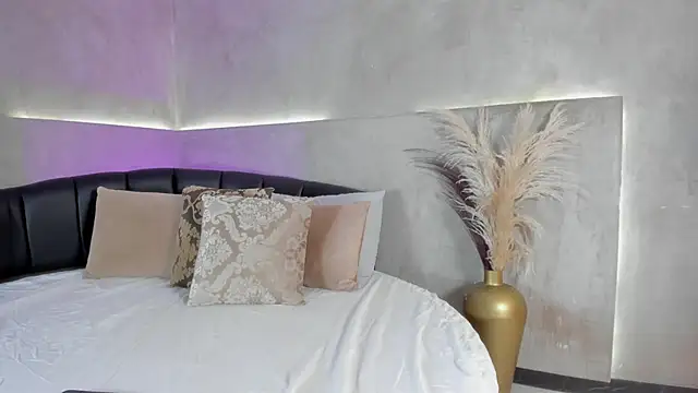 Nicol Lopez 1 online show from 10/08/25, 09:12