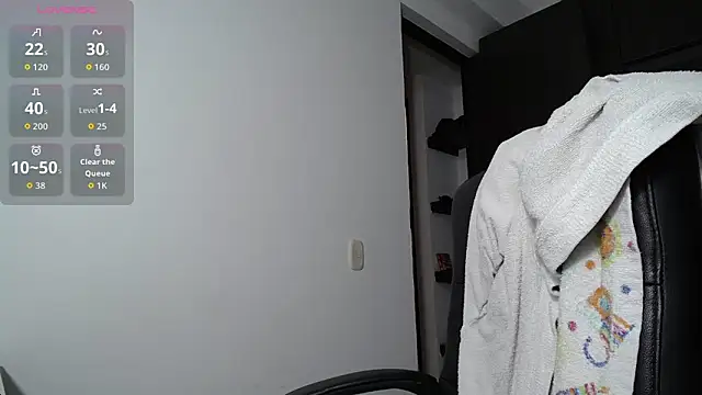 venelope1 online show from 04/18/26, 02:37