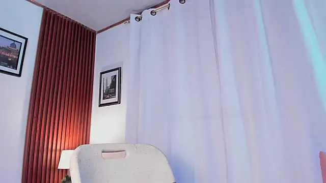 Snapshot of angeli_sexi chatting on 06/15/26, 12:46 angeli sexi online show from 06/15/26, 12:46