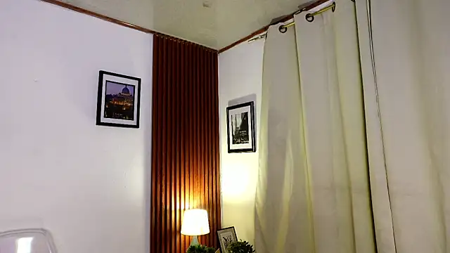 Snapshot of angeli_sexi chatting on 07/08/26, 12:59 angeli sexi online show from 07/08/26, 12:59