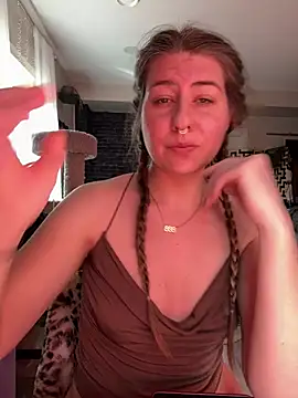 sophielove888 online show from 04/19/26, 04:28