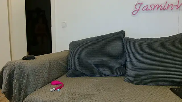 Jasmin-White online show from 07/16/26, 06:36