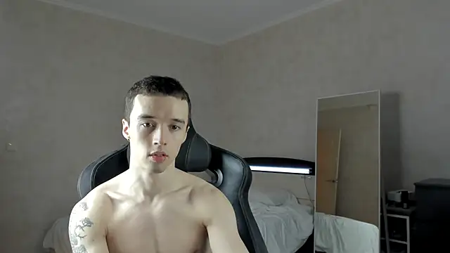 Snapshot of MasonWarholl chatting on 01/29/25, 01:05 MasonWarholl online show from 01/29/25, 01:05