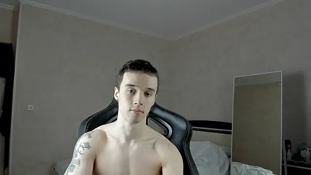 Snapshot of MasonWarholl chatting on 02/04/25, 04:18 MasonWarholl online show from 02/04/25, 04:18