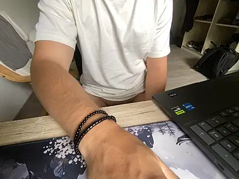 Lion132233 online show from 06/03/26, 04:34