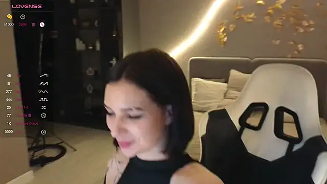 ammy cummy online show from 10/28/25, 11:03