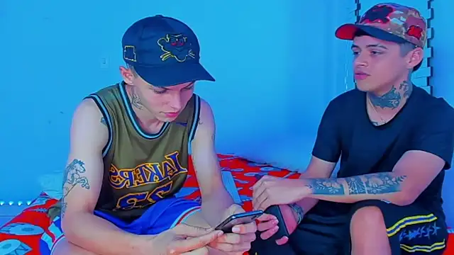 Snapshot of HOT_boy2025 chatting on 12/25/24, 08:50 HOT boy2025 online show from 12/25/24, 08:50