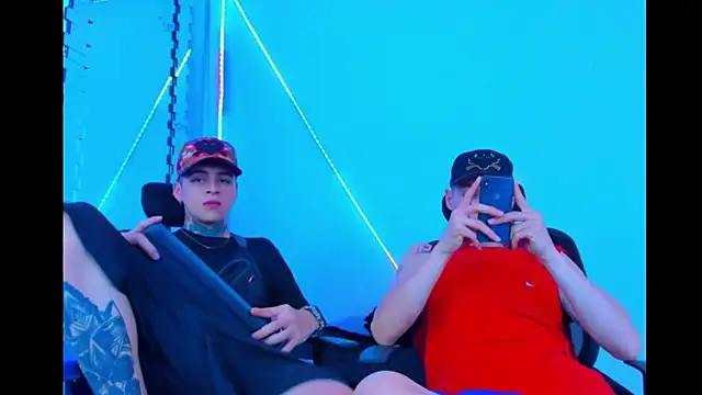 Snapshot of HOT_boy2025 chatting on 09/12/25, 04:07 HOT boy2025 online show from 09/12/25, 04:07