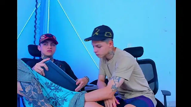 Snapshot of HOT_boy2025 chatting on 09/20/25, 12:28 HOT boy2025 online show from 09/20/25, 12:28