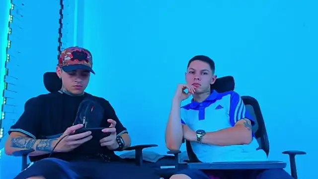 Snapshot of HOT_boy2025 chatting on 11/08/25, 11:36 HOT boy2025 online show from 11/08/25, 11:36