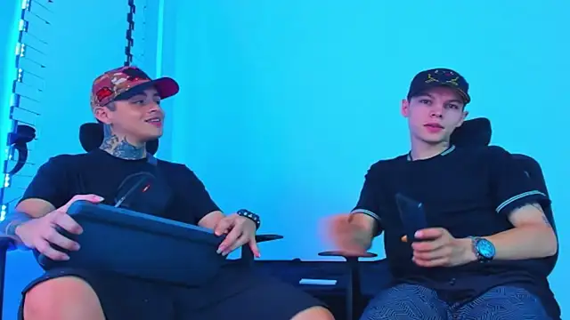 Snapshot of HOT_boy2025 chatting on 12/05/25, 12:47 HOT boy2025 online show from 12/05/25, 12:47