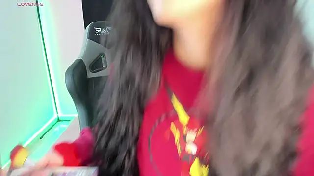 zoesullivan online show from 12/28/24, 09:42