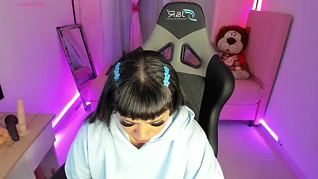 zoesullivan online show from 02/09/25, 09:26