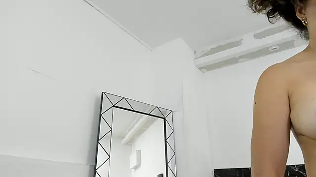 Juliabadlee online show from 01/08/25, 02:25