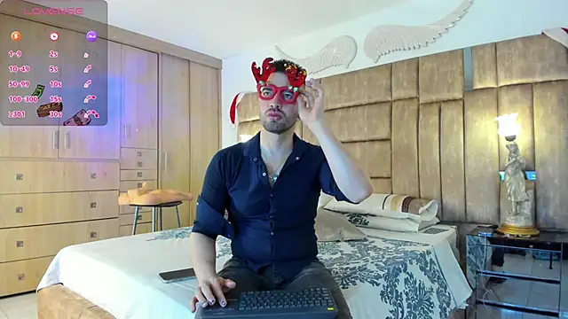 Snapshot of petterwilly1 chatting on 12/31/24, 01:08 petterwilly1 online show from 12/31/24, 01:08