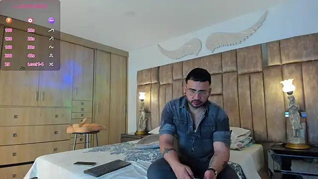 Snapshot of petterwilly1 chatting on 01/19/25, 02:38 petterwilly1 online show from 01/19/25, 02:38