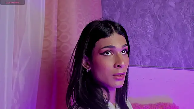 Snapshot of Mara_friendboy699 chatting on 12/12/24, 07:59 Mara friendboy699 online show from 12/12/24, 07:59