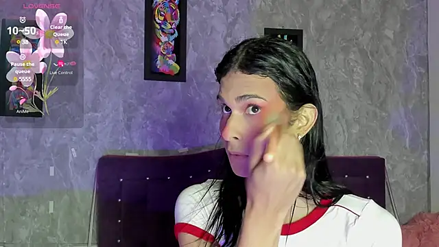 Snapshot of Mara_friendboy699 chatting on 12/21/24, 08:00 Mara friendboy699 online show from 12/21/24, 08:00