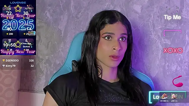 Snapshot of Mara_friendboy699 chatting on 02/13/25, 06:52 Mara friendboy699 online show from 02/13/25, 06:52