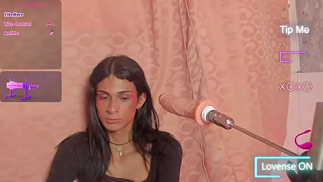 Snapshot of Mara_friendboy699 chatting on 02/26/25, 08:44 Mara friendboy699 online show from 02/26/25, 08:44