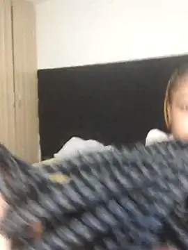 R-thequeen online show from 04/01/26, 11:55