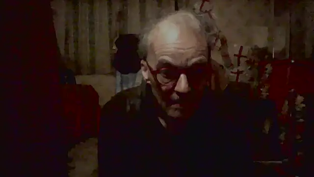 Snapshot of nice6incs chatting on 10/29/25, 11:06 nice6incs online show from 10/29/25, 11:06